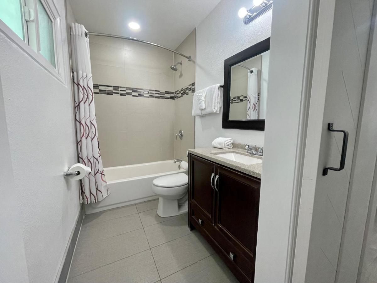 Budget Inn Ломпок Экстерьер фото